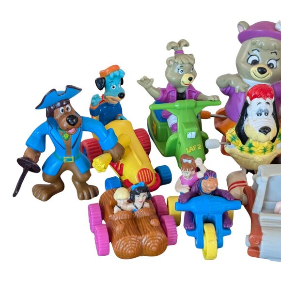 Vintage Hanna-Barbera Fast Food Toy Lot (90s) - Picture 2 of 4